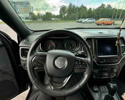 Чорний Джип Cherokee, об'ємом двигуна 1.99 л та пробігом 81 тис. км за 24800 $, фото 16 на Automoto.ua