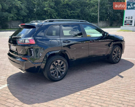 Черный Джип Чероки, объемом двигателя 1.99 л и пробегом 63 тыс. км за 18999 $, фото 2 на Automoto.ua