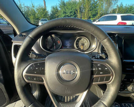 Черный Джип Чероки, объемом двигателя 3.2 л и пробегом 133 тыс. км за 18000 $, фото 12 на Automoto.ua