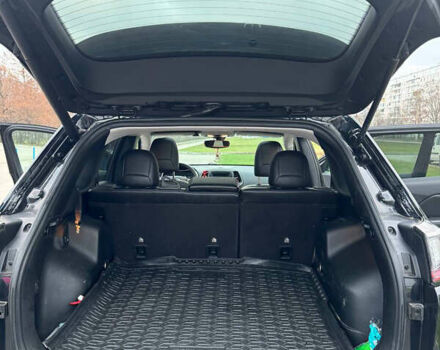 Черный Джип Чероки, объемом двигателя 2.36 л и пробегом 108 тыс. км за 16500 $, фото 12 на Automoto.ua