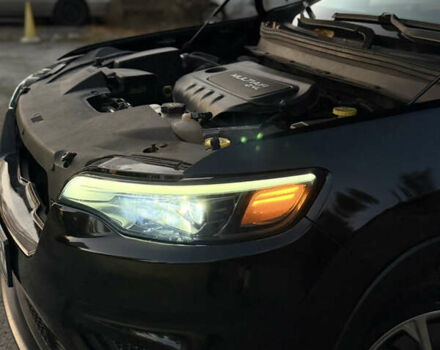 Черный Джип Чероки, объемом двигателя 2.36 л и пробегом 146 тыс. км за 14999 $, фото 9 на Automoto.ua