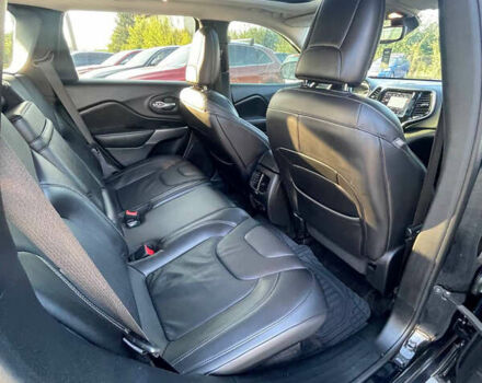 Черный Джип Чероки, объемом двигателя 3.2 л и пробегом 133 тыс. км за 18000 $, фото 22 на Automoto.ua