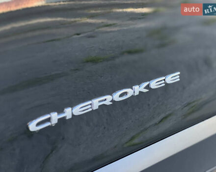Чорний Джип Cherokee, об'ємом двигуна 3.24 л та пробігом 91 тис. км за 16999 $, фото 22 на Automoto.ua