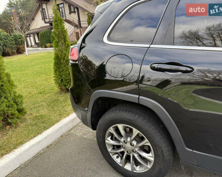 Черный Джип Чероки, объемом двигателя 2.36 л и пробегом 218 тыс. км за 14200 $, фото 13 на Automoto.ua