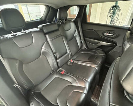 Черный Джип Чероки, объемом двигателя 3.24 л и пробегом 156 тыс. км за 18500 $, фото 26 на Automoto.ua