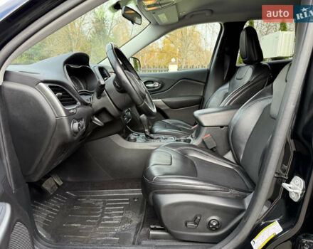 Черный Джип Чероки, объемом двигателя 2.36 л и пробегом 218 тыс. км за 14200 $, фото 19 на Automoto.ua