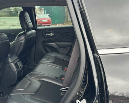 Чорний Джип Cherokee, об'ємом двигуна 2.36 л та пробігом 175 тис. км за 15499 $, фото 13 на Automoto.ua