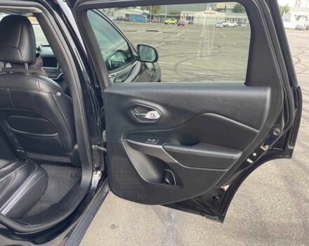 Черный Джип Чероки, объемом двигателя 2.4 л и пробегом 155 тыс. км за 15000 $, фото 14 на Automoto.ua