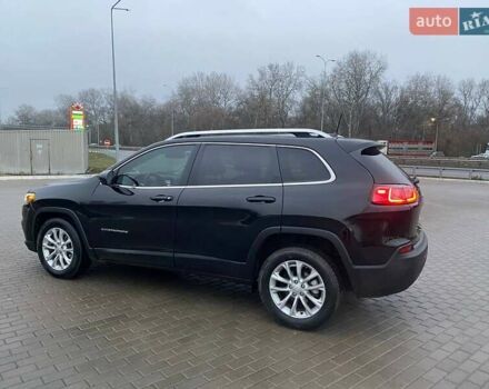 Черный Джип Чероки, объемом двигателя 2.36 л и пробегом 159 тыс. км за 14000 $, фото 7 на Automoto.ua