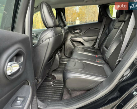 Черный Джип Чероки, объемом двигателя 2.36 л и пробегом 218 тыс. км за 14200 $, фото 36 на Automoto.ua