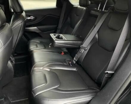 Джип Чероки 2019 в Киеве на Automoto.ua Черный Джип Чероки, объемом двигателя 2.4 л и пробегом 50 тыс. км за 13500 $, фото 14 на Automoto.ua