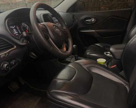 Черный Джип Чероки, объемом двигателя 2.4 л и пробегом 142 тыс. км за 15900 $, фото 5 на Automoto.ua