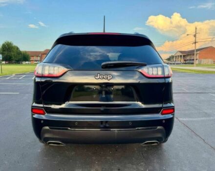 Черный Джип Чероки, объемом двигателя 2 л и пробегом 44 тыс. км за 8700 $, фото 5 на Automoto.ua