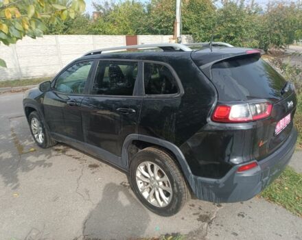 Джип Чероки 2019 в Киеве на Automoto.ua Черный Джип Чероки, объемом двигателя 0 л и пробегом 150 тыс. км за 11200 $, фото 3 на Automoto.ua
