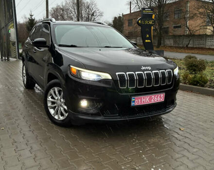 Черный Джип Чероки, объемом двигателя 0 л и пробегом 122 тыс. км за 15500 $, фото 1 на Automoto.ua