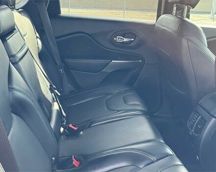 Джип Чероки 2019 в Ужгороде на Automoto.ua Черный Джип Чероки, объемом двигателя 3.2 л и пробегом 62 тыс. км за 12000 $, фото 14 на Automoto.ua