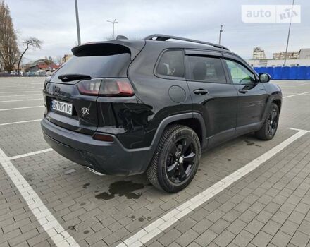 Чорний Джип Cherokee, об'ємом двигуна 3.24 л та пробігом 39 тис. км за 21999 $, фото 5 на Automoto.ua