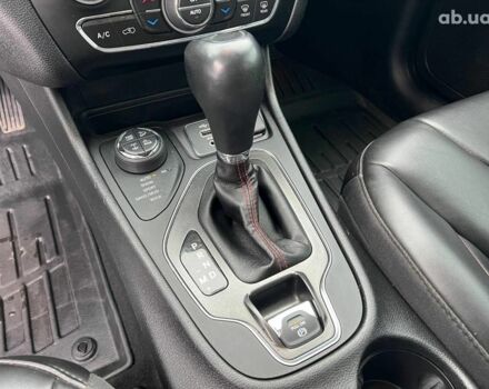 Черный Джип Чероки, объемом двигателя 3.2 л и пробегом 116 тыс. км за 22440 $, фото 32 на Automoto.ua