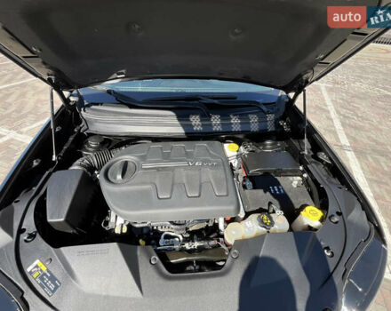 Черный Джип Чероки, объемом двигателя 3.24 л и пробегом 90 тыс. км за 21000 $, фото 14 на Automoto.ua