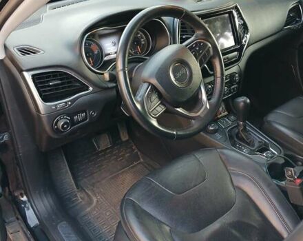 Чорний Джип Cherokee, об'ємом двигуна 3.24 л та пробігом 60 тис. км за 18500 $, фото 3 на Automoto.ua