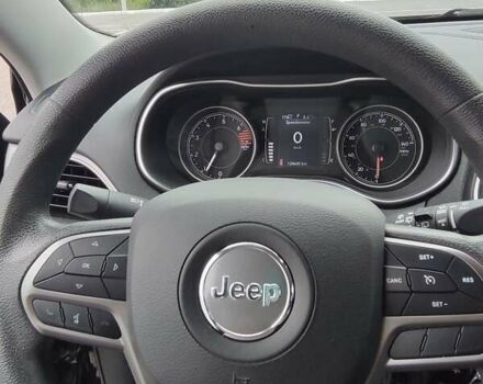 Черный Джип Чероки, объемом двигателя 2.4 л и пробегом 125 тыс. км за 15300 $, фото 13 на Automoto.ua