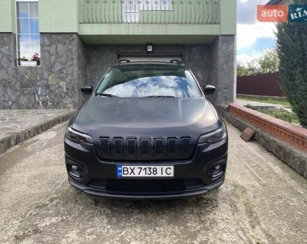 Джип Cherokee 2019 у Хмельницькому на Automoto.ua Чорний Джип Cherokee, об'ємом двигуна 2.36 л та пробігом 149 тис. км за 15500 $, фото 2 на Automoto.ua