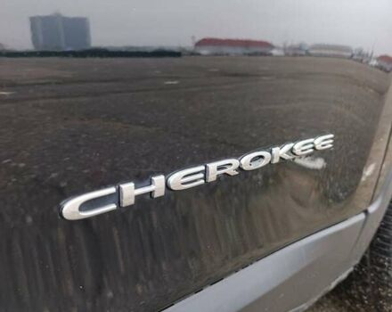 Чорний Джип Cherokee, об'ємом двигуна 2 л та пробігом 93 тис. км за 17300 $, фото 6 на Automoto.ua