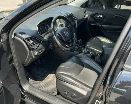 Чорний Джип Cherokee, об'ємом двигуна 3.24 л та пробігом 195 тис. км за 14900 $, фото 10 на Automoto.ua