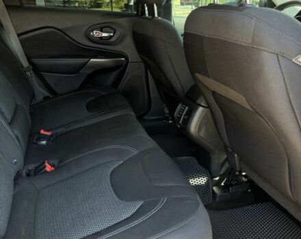 Черный Джип Чероки, объемом двигателя 2.4 л и пробегом 107 тыс. км за 14999 $, фото 17 на Automoto.ua