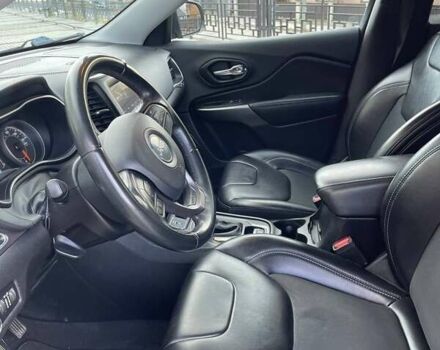 Чорний Джип Cherokee, об'ємом двигуна 2.36 л та пробігом 61 тис. км за 16800 $, фото 16 на Automoto.ua