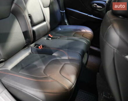 Черный Джип Чероки, объемом двигателя 2.36 л и пробегом 211 тыс. км за 21500 $, фото 43 на Automoto.ua