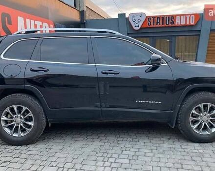 Черный Джип Чероки, объемом двигателя 2.36 л и пробегом 142 тыс. км за 17000 $, фото 3 на Automoto.ua