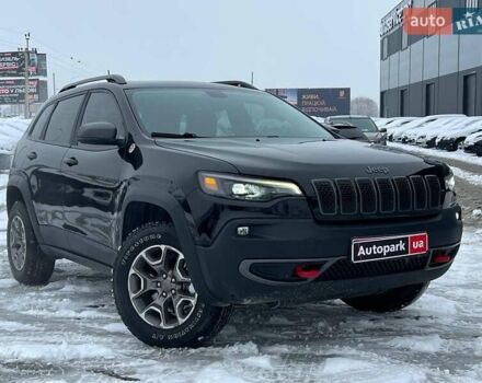 Чорний Джип Cherokee, об'ємом двигуна 3.2 л та пробігом 116 тис. км за 22440 $, фото 2 на Automoto.ua