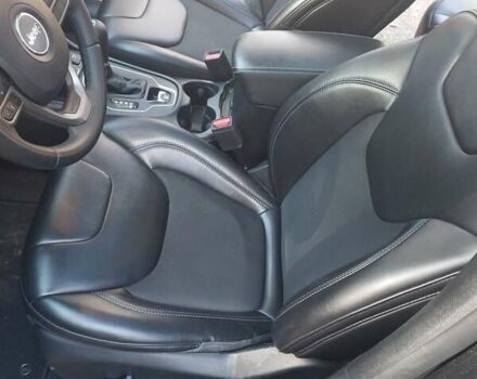 Джип Чероки 2019 в Киеве на Automoto.ua Черный Джип Чероки, объемом двигателя 2.4 л и пробегом 101 тыс. км за 22850 $, фото 13 на Automoto.ua