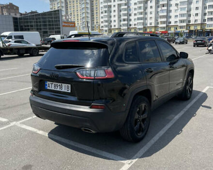 Чорний Джип Cherokee, об'ємом двигуна 3.24 л та пробігом 195 тис. км за 14900 $, фото 6 на Automoto.ua