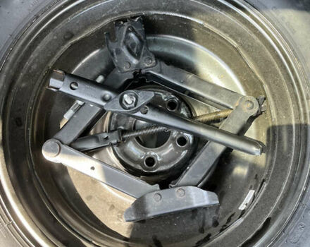 Чорний Джип Cherokee, об'ємом двигуна 3.24 л та пробігом 195 тис. км за 14900 $, фото 19 на Automoto.ua