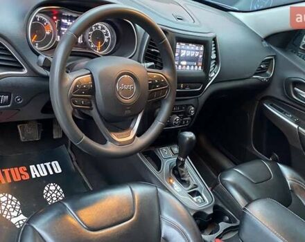 Черный Джип Чероки, объемом двигателя 2.36 л и пробегом 142 тыс. км за 17000 $, фото 14 на Automoto.ua