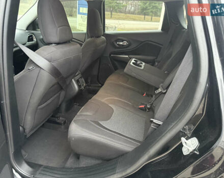 Черный Джип Чероки, объемом двигателя 3.24 л и пробегом 172 тыс. км за 14400 $, фото 21 на Automoto.ua