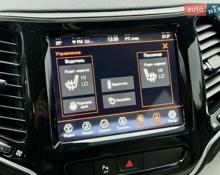 Черный Джип Чероки, объемом двигателя 2.36 л и пробегом 135 тыс. км за 16800 $, фото 17 на Automoto.ua
