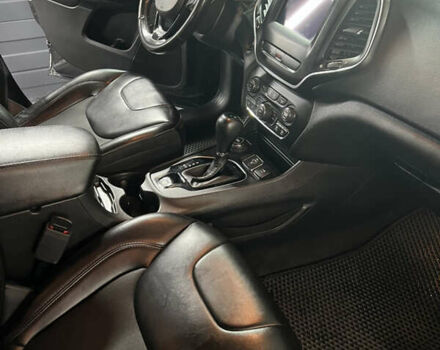 Черный Джип Чероки, объемом двигателя 2.36 л и пробегом 152 тыс. км за 15150 $, фото 21 на Automoto.ua