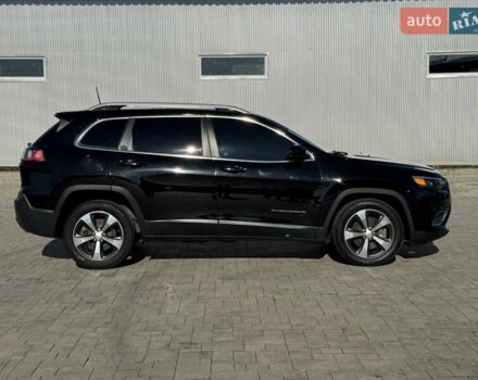 Чорний Джип Cherokee, об'ємом двигуна 3.24 л та пробігом 127 тис. км за 16500 $, фото 1 на Automoto.ua