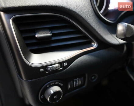 Черный Джип Чероки, объемом двигателя 2.36 л и пробегом 211 тыс. км за 21500 $, фото 19 на Automoto.ua