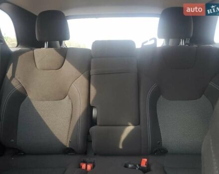 Черный Джип Чероки, объемом двигателя 2.36 л и пробегом 155 тыс. км за 2400 $, фото 9 на Automoto.ua