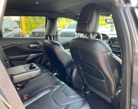 Джип Чероки 2019 в Львове на Automoto.ua Черный Джип Чероки, объемом двигателя 3 л и пробегом 129 тыс. км за 18900 $, фото 24 на Automoto.ua