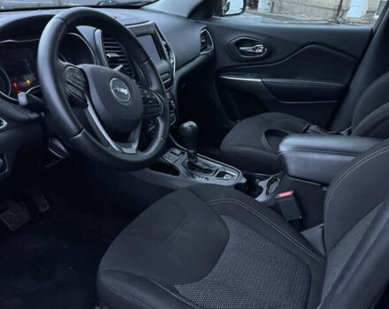 Чорний Джип Cherokee, об'ємом двигуна 2.4 л та пробігом 223 тис. км за 13900 $, фото 56 на Automoto.ua