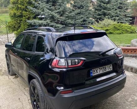 Джип Cherokee 2019 у Хмельницькому на Automoto.ua Чорний Джип Cherokee, об'ємом двигуна 2.36 л та пробігом 149 тис. км за 15500 $, фото 4 на Automoto.ua