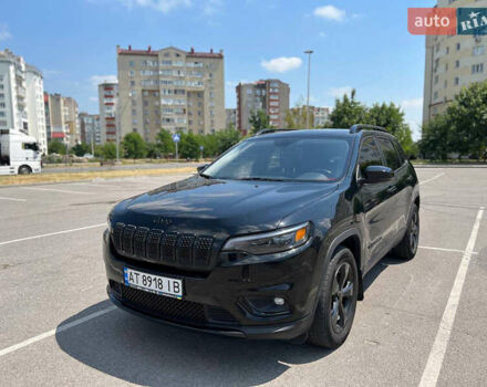 Чорний Джип Cherokee, об'ємом двигуна 3.24 л та пробігом 195 тис. км за 14900 $, фото 2 на Automoto.ua