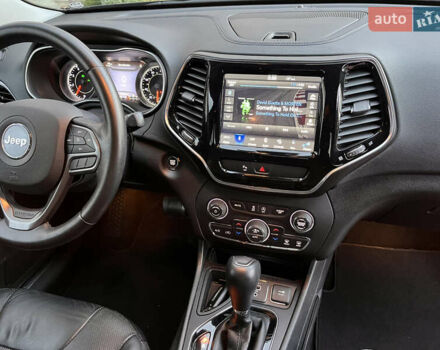 Чорний Джип Cherokee, об'ємом двигуна 2.36 л та пробігом 33 тис. км за 20500 $, фото 41 на Automoto.ua