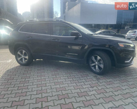 Черный Джип Чероки, объемом двигателя 2.36 л и пробегом 166 тыс. км за 16000 $, фото 5 на Automoto.ua
