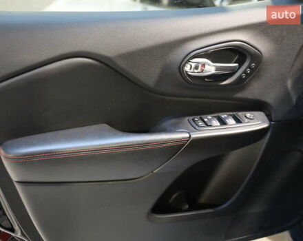 Черный Джип Чероки, объемом двигателя 2.36 л и пробегом 211 тыс. км за 21500 $, фото 17 на Automoto.ua